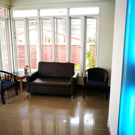 J.Residence Samut Prakan Exterior foto