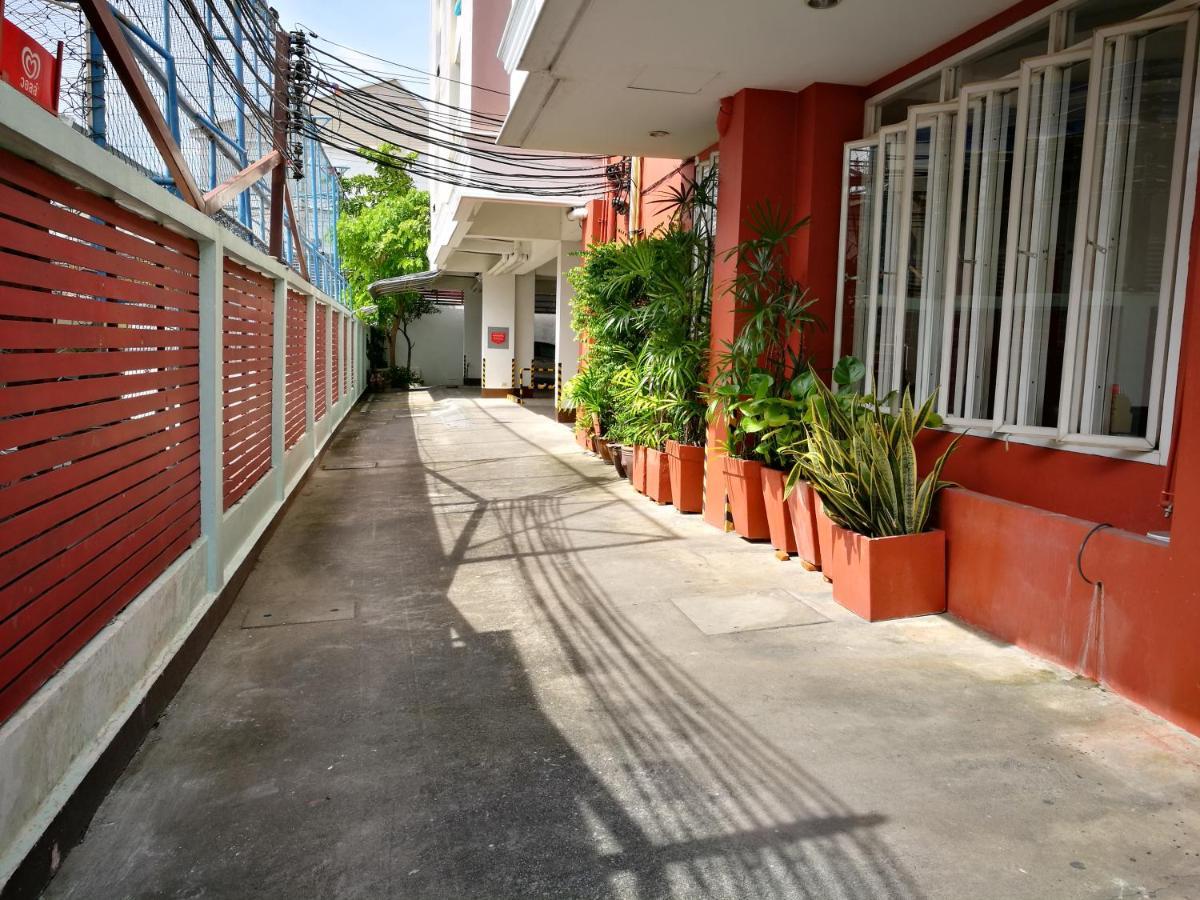 J.Residence Samut Prakan Exterior foto